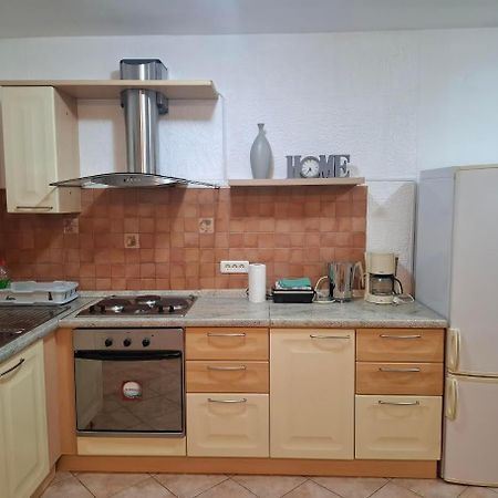 Apartmani Delas Pjescana Uvala Bagian luar foto