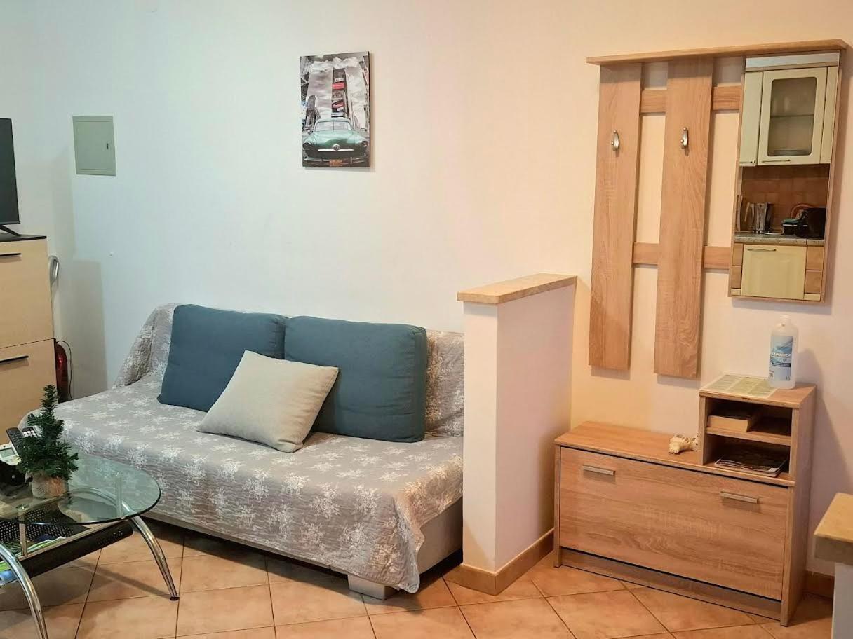 Apartmani Delas Pjescana Uvala Bagian luar foto